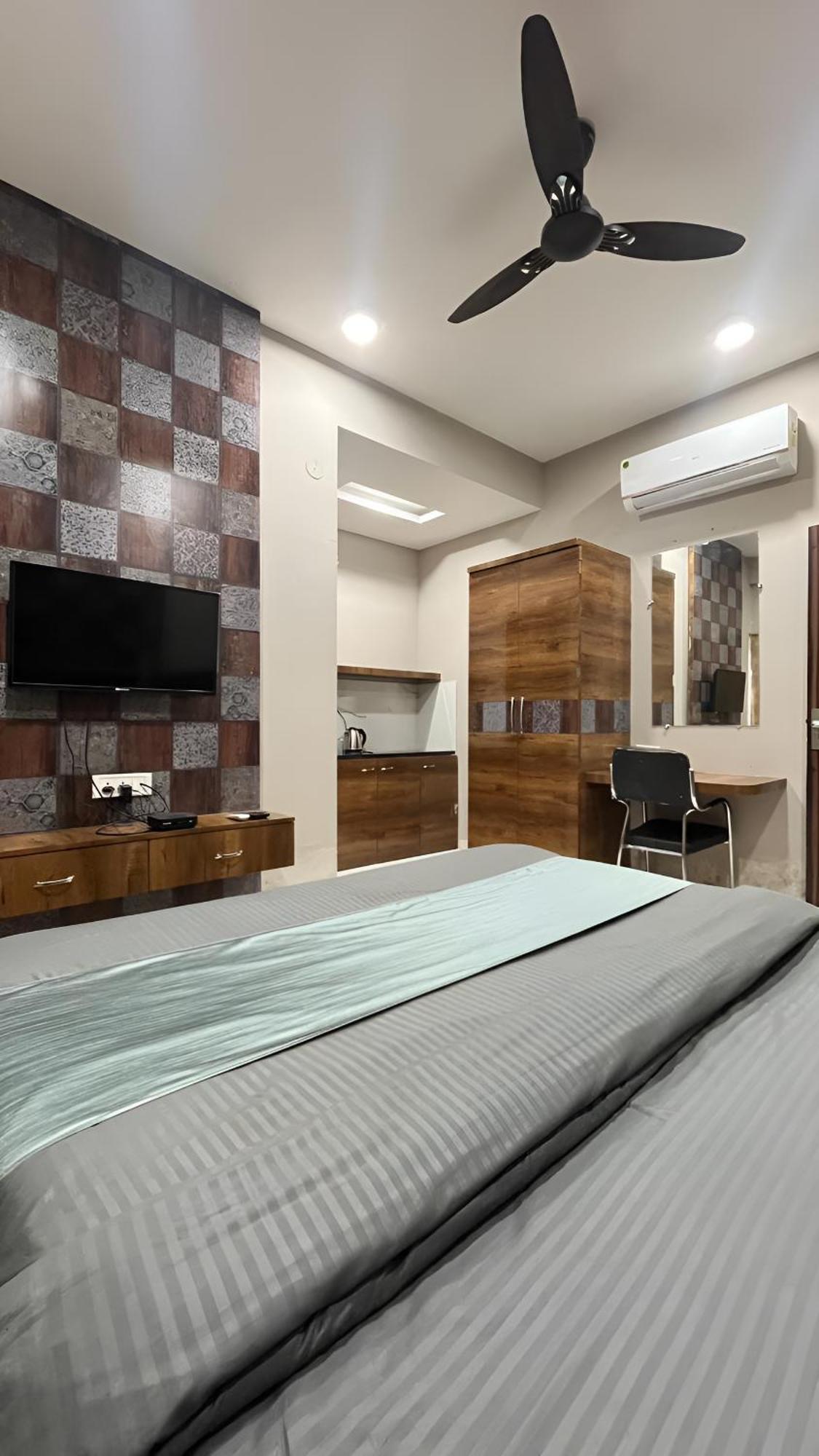 Hotel Evanka อินดอร์ ภายนอก รูปภาพ
