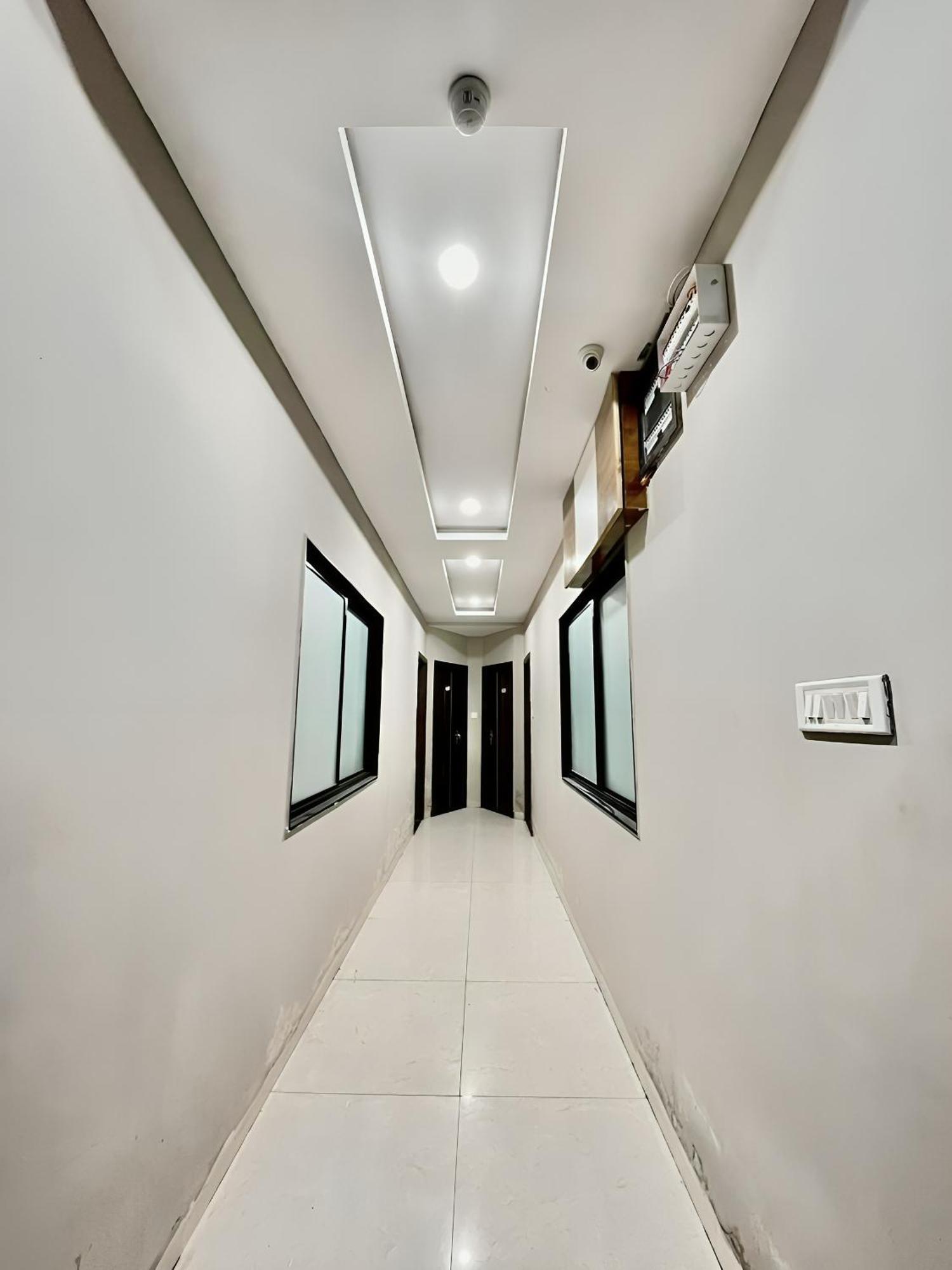 Hotel Evanka อินดอร์ ภายนอก รูปภาพ